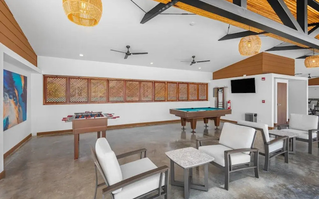 Upstay - New Condo w Incredible Views in Jaco