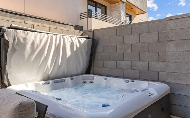 Sundance Den 3 Bedroom Home