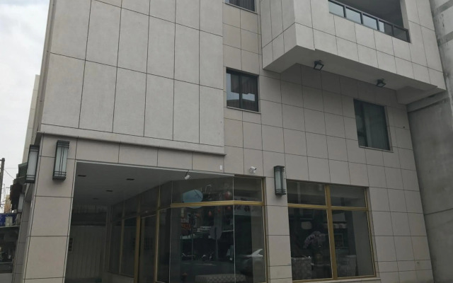 ML Hotel