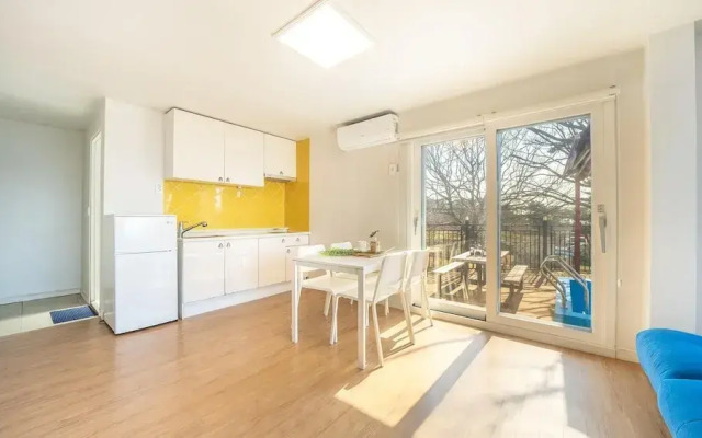 Boryeong Thirasel Pension