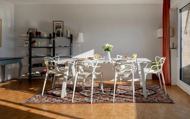 Eiffel Tower Loft residence