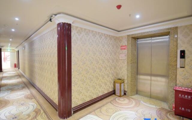 Xingyi Chaosheng Grand Hotel