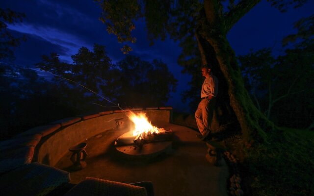 Nkuringo Bwindi Gorilla Lodge