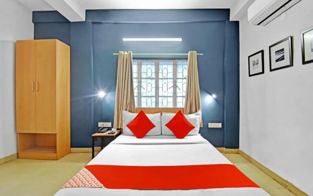 OYO 82317 Amaris Stay Hub