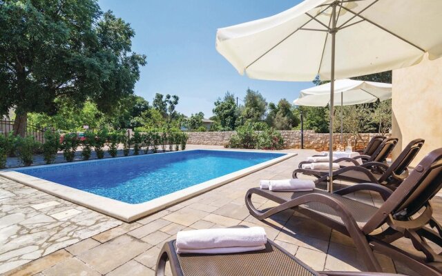 Awesome Home in Turcic With Wifi and 4 Bedrooms
