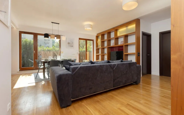Apartament z 2 Sypialniami by Renters