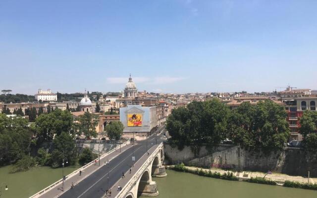 IREX Tevere Sant Angelo private apartment