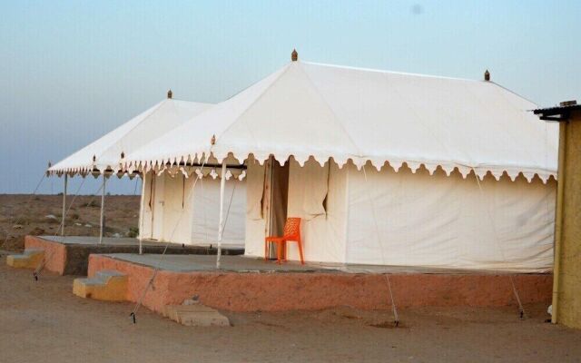 Thakur Ji Resort