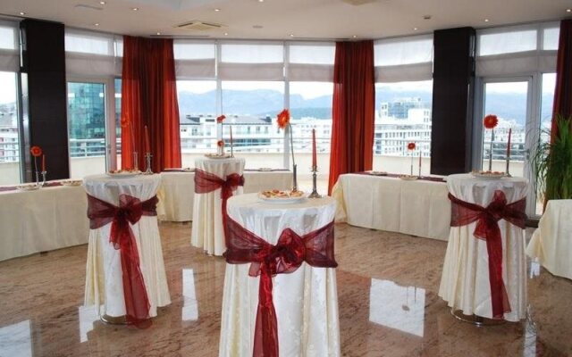 Apart Hotel Premier