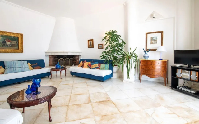 Villa Lamaro