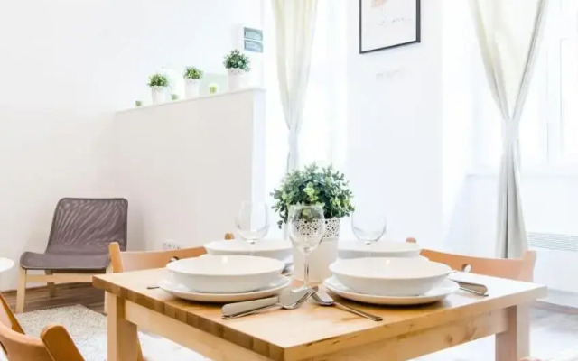 N28 Deluxe Apartment