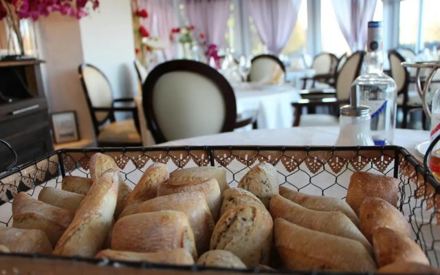 Hotel Restaurant L'Esturgeon