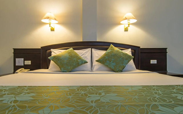 Green House Hotel