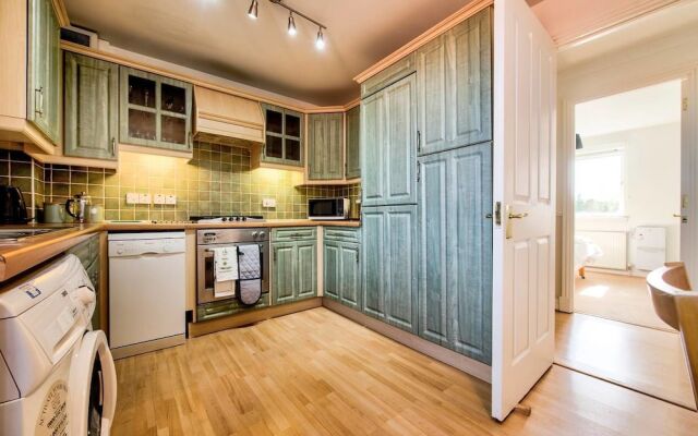 Cozy and Rustic 3bed/2bath Stockbridge Apartment With Free Parking