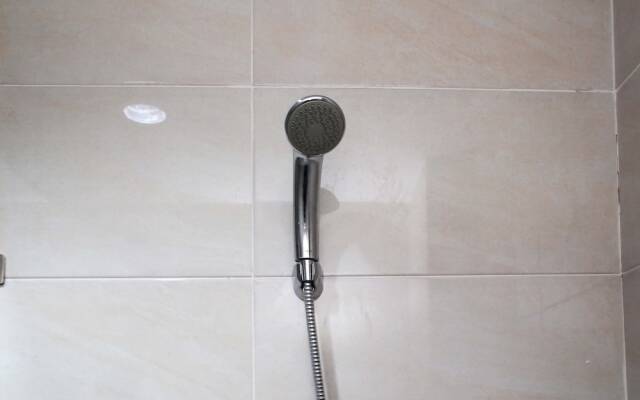 Modern And Spacious Studio Apartment At Mustika Golf Residence