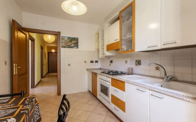 Spacious Apartment With Terrace by Wonderful Italy