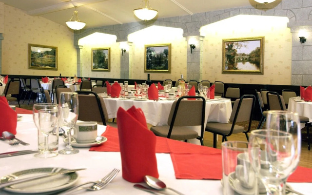 The Horseshoe Inn