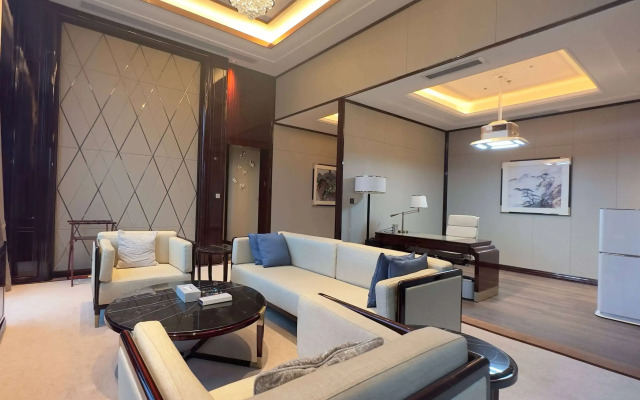 Wyndham Grand Tongren Downtown Hotel