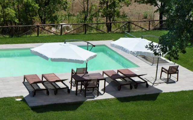 Spacious Holiday Home in Santa Lucia with Swimming Pool