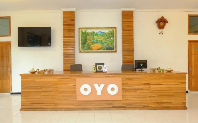 OYO 446 Hotel Kawi Surapatha