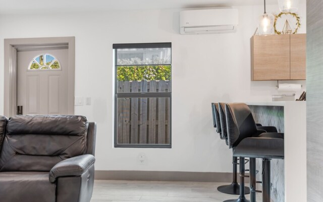 Lauderdale 1 Bedroom Lux by Opus