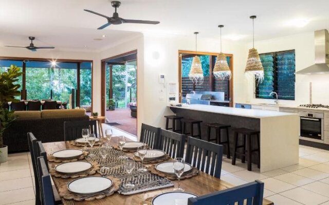 Trito Oceans Edge Luxury House