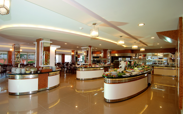 Grand Okan Hotel