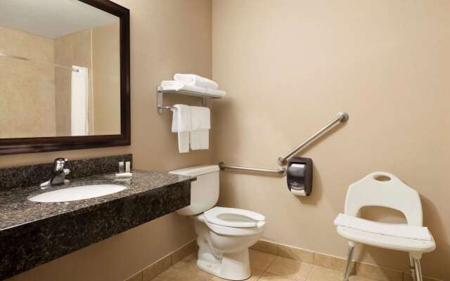 Days Inn by Wyndham Innisfail