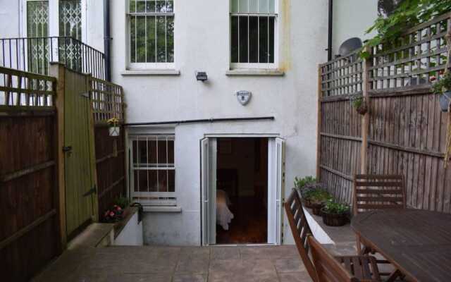 Charming 2 Bedroom Flat in Balham