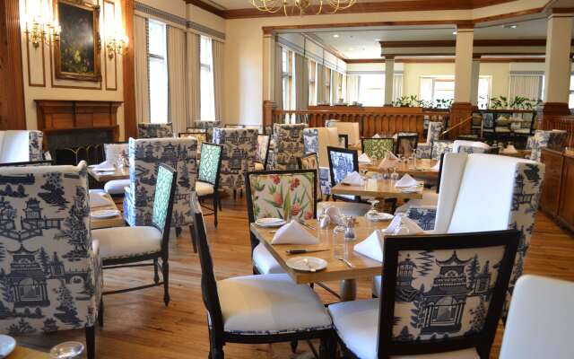 The Founders Inn and Spa, Tapestry Collection by Hilton