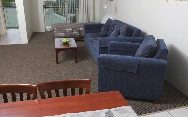 Aabon Apartments & Motel