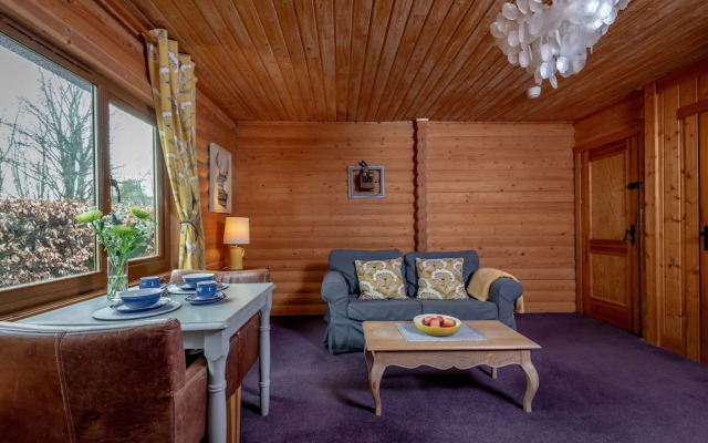 The Weebothy By Cupar