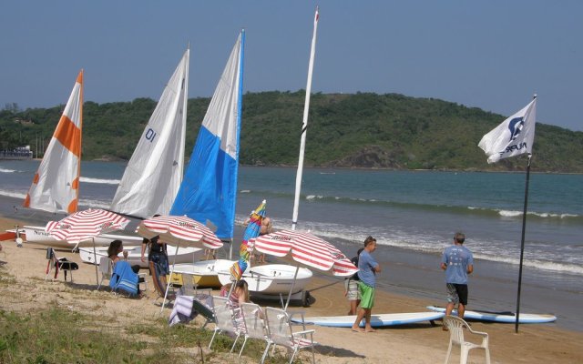Costamares Pousada & Camping