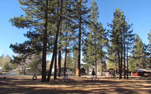 Lakewood Cabins