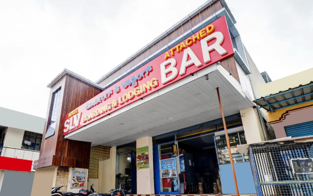 SPOT ON 81494 Hotel Slv Boarding & Lodging