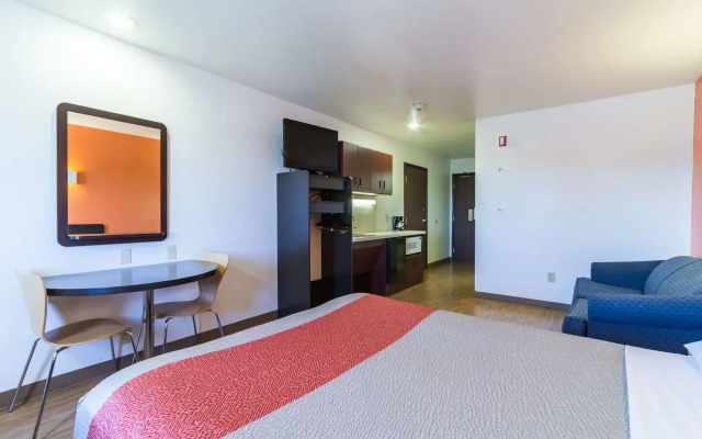 Motel 6 Huron, OH - Sandusky