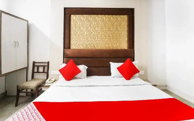 OYO 78194 Hotel Ashirwad