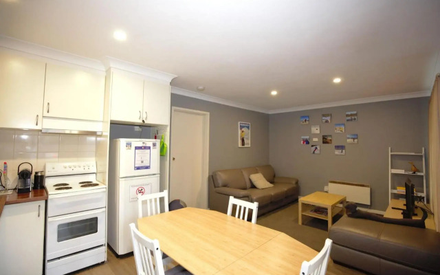 Sponars Onshore 3 of 41 Cobbon Crescent