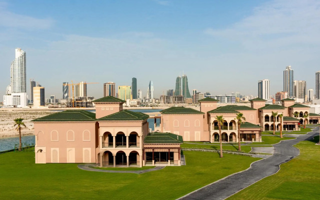 Royal Saray Resort