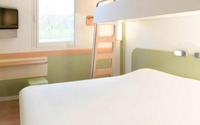 ibis budget Lons le Saunier