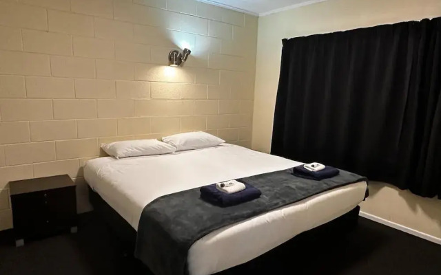 Abbey Travel Lodge Motel