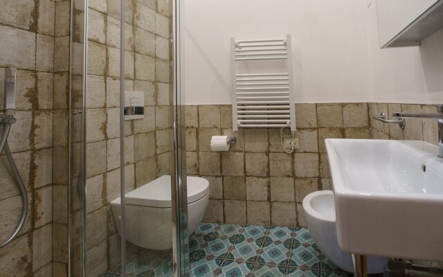 Cefas Apartment A - Luxury Apartment