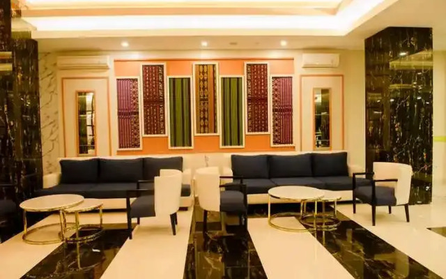 Simfony Hotel Alor