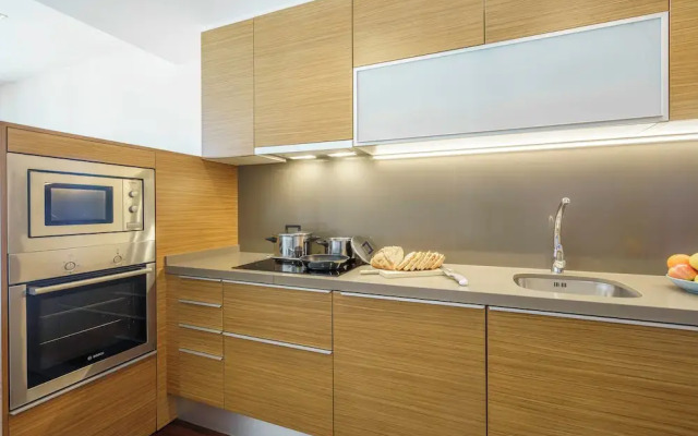 Aspasios Diagonal Art