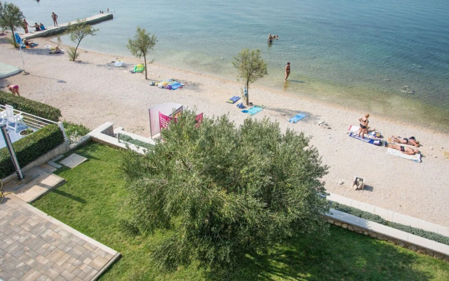 Apartments Citrine on the beach