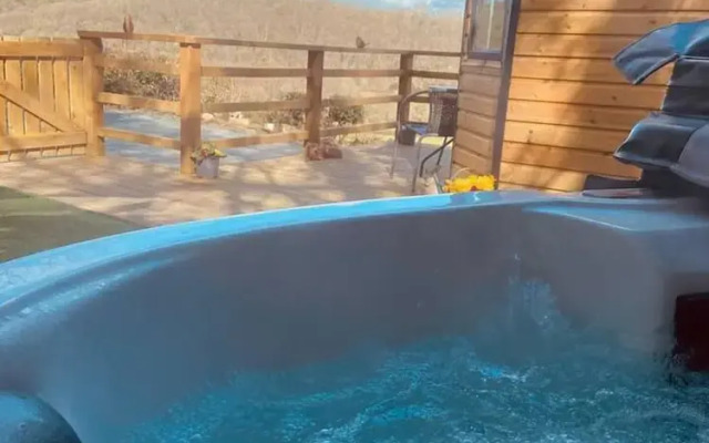 A Beautiful, Unique Lodge, Made for two
