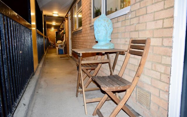 2 Bedroom Flat in West London