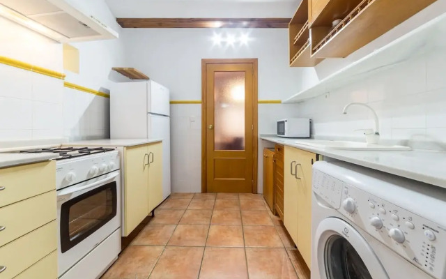 Travel Habitat Plaza del Pilar