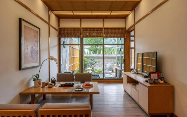 Yoko Onsen Quang Hanh – Guest Rooms – Cam Pha