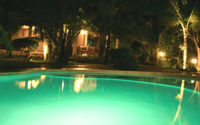 Watamu Villa With Service Personnel